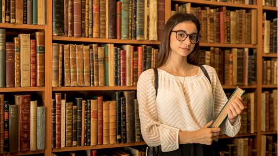 La Casa de Velázquez abre su convocatoria de becas para jóvenes investigadores de doctorado